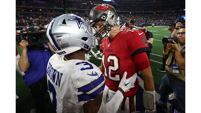 Tampa Bay Buccaneers v Dallas Cowboys