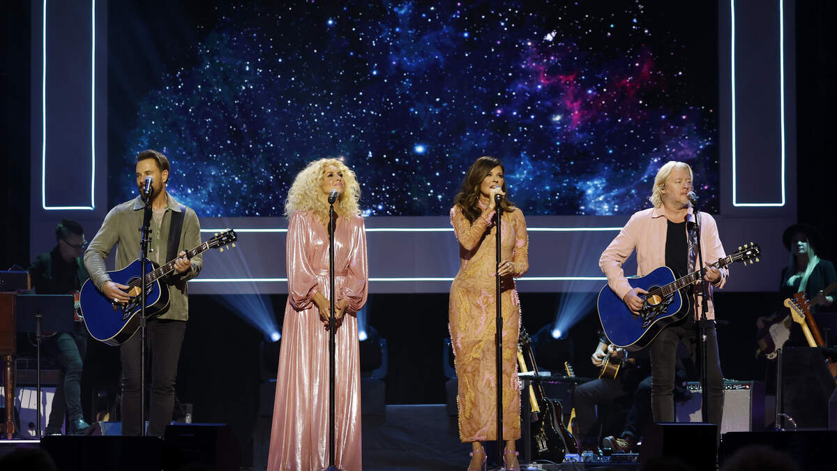 A must see video from "Little Big Town," honoring Miranda Lambert KAT