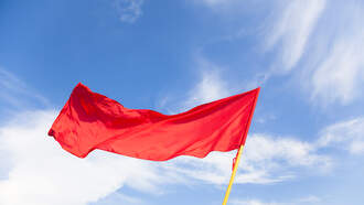 Dating Red Flag - He Never Invites You To His House