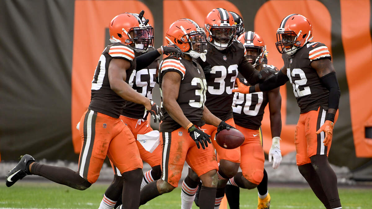 The people have spoken': Cleveland Browns unveil new 'Brownie the Elf'  mid-field logo