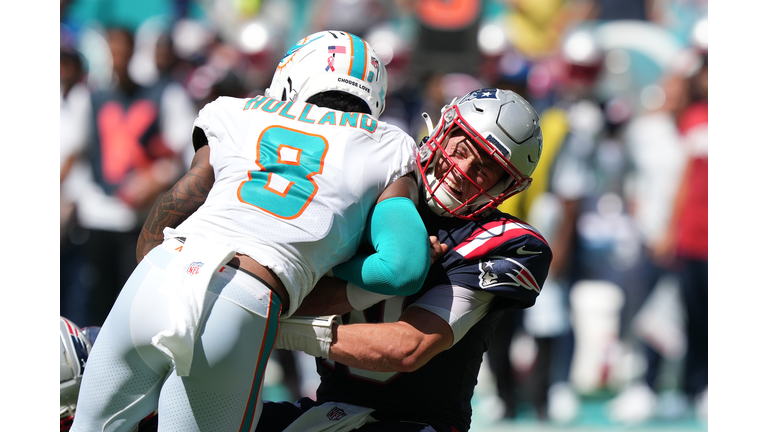 New England Patriots v Miami Dolphins