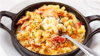 The Dish Literally Changed My Life! Lobster & Shrimp Garlic Noodles #foodie