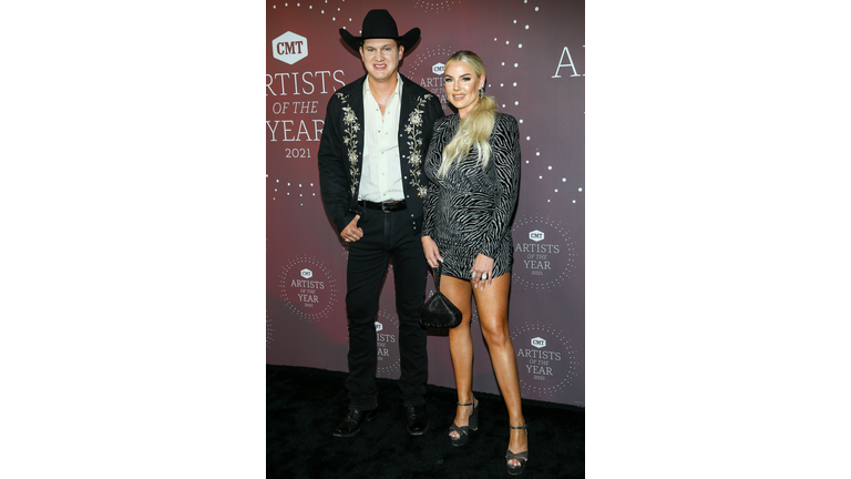 2021 CMT Artist Of The Year - Arrivals