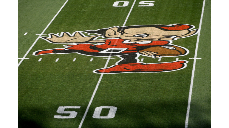 New York Jets v Cleveland Browns