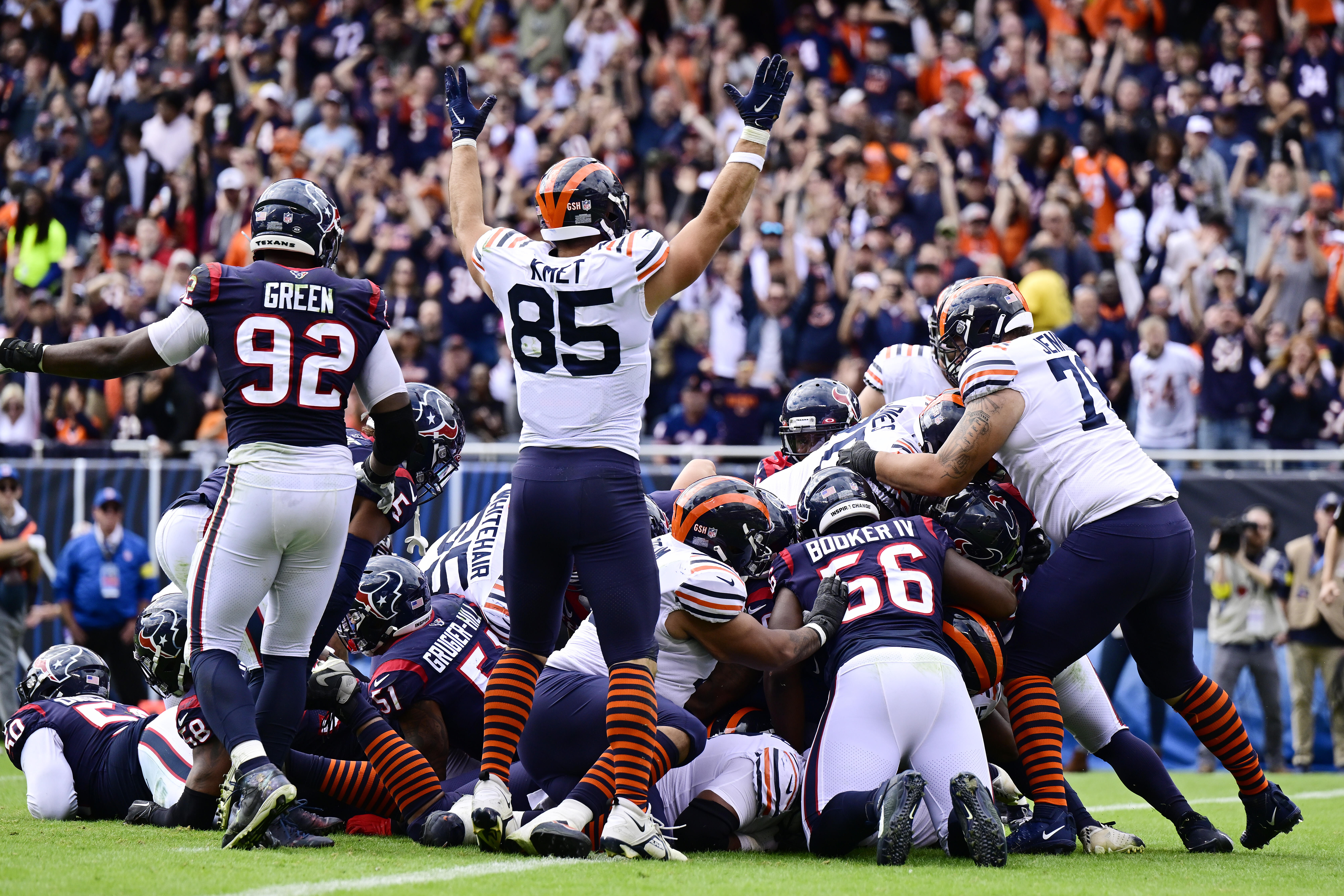 Late Pick Sets Up Game Winning Field Goal For Bears Over Texans | IHeart