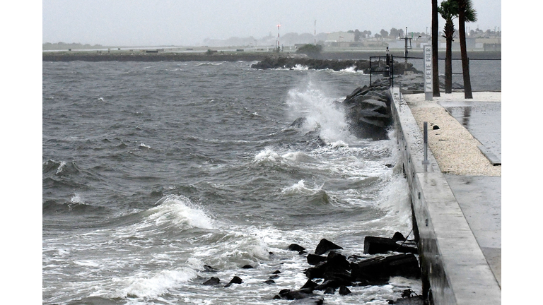 Hurricane Ian Slams Into West Coast Of Florida