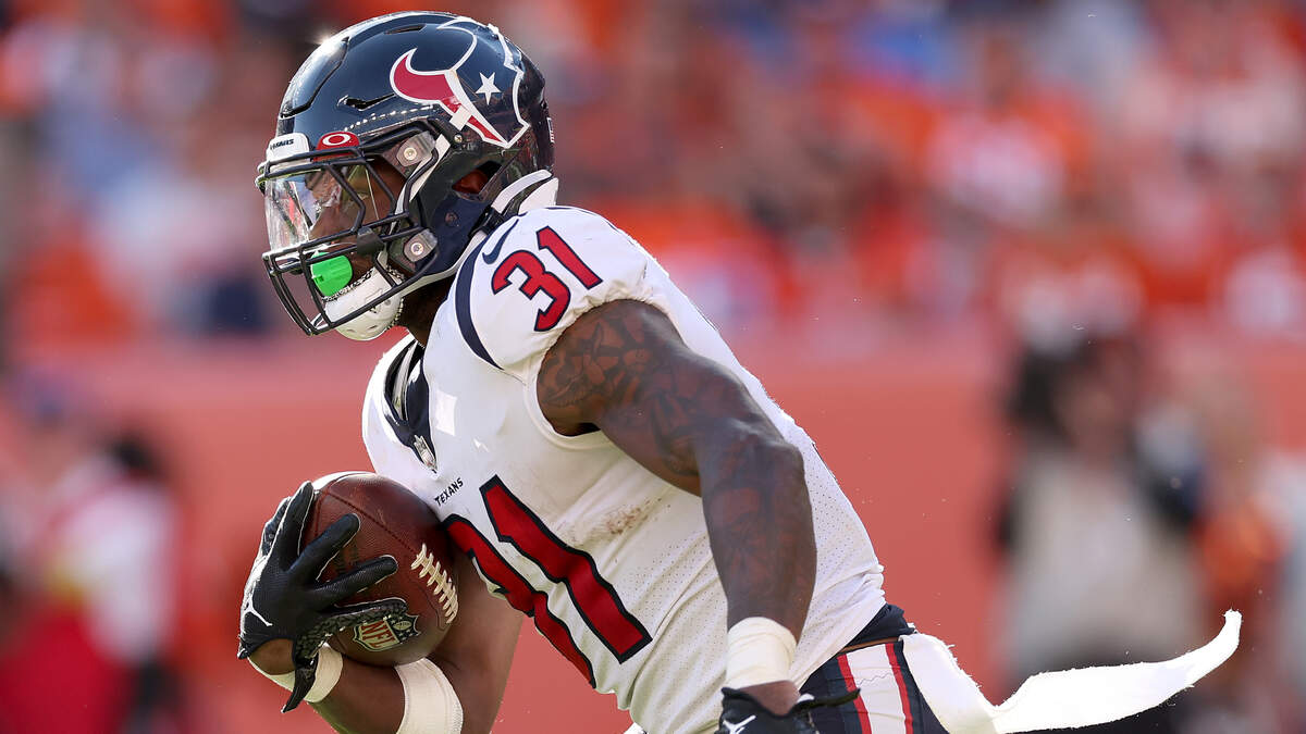 Texans' injury report: Dameon Pierce limited with hip injury