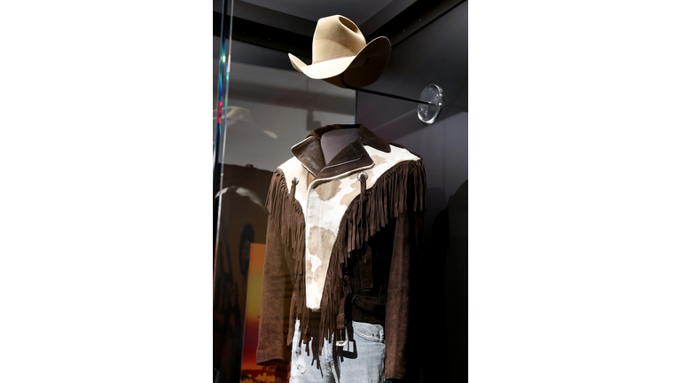 Country Music Hall of Fame and Museum opens Western Edge: The Roots and Reverberations of Los Angeles Country-Rock