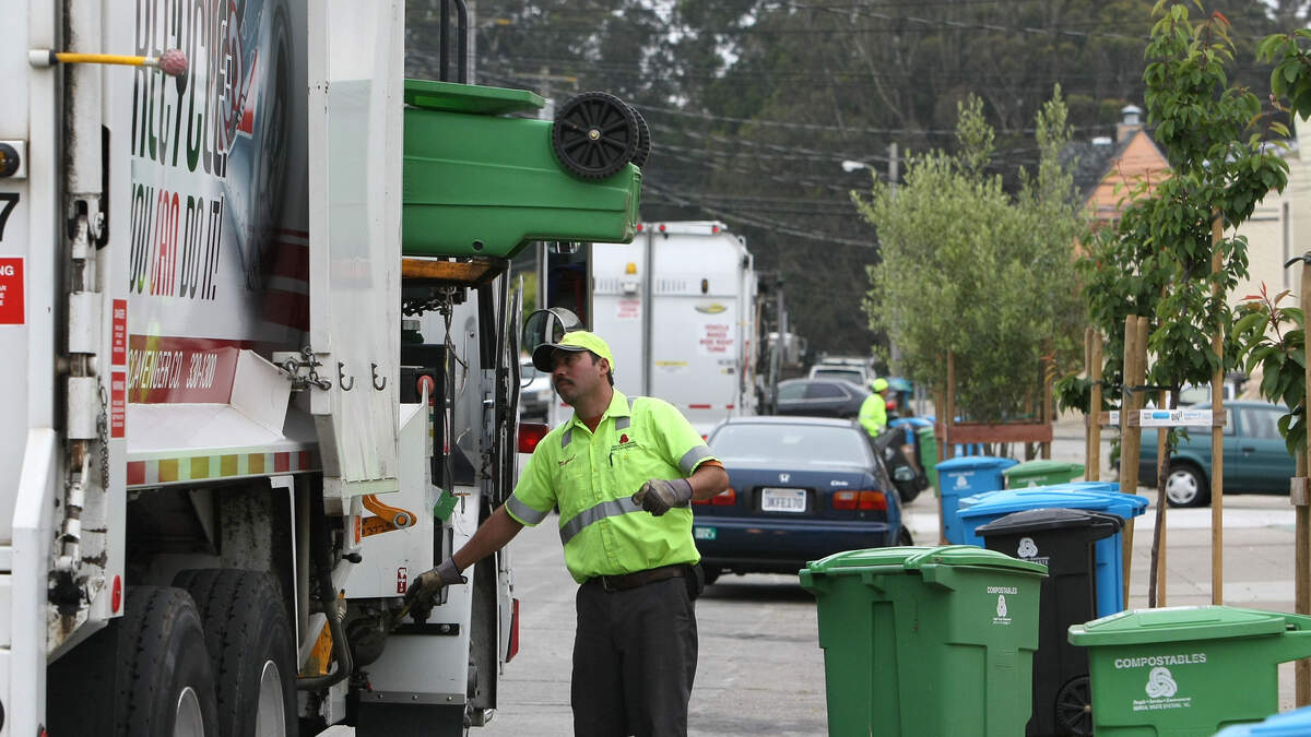 Manatee & Sarasota County Resume Garbage & Yard Waste Pickup Monday Oct