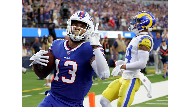 Buffalo Bills v Los Angeles Rams