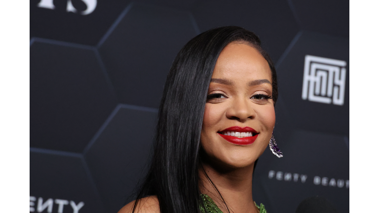 Rihanna Celebrates Her Beauty Brands Fenty Beauty And Fenty Skin