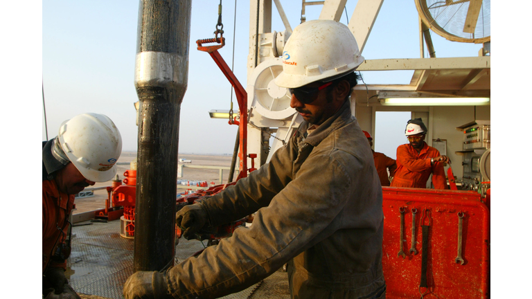Kuwait Oil Production Continues