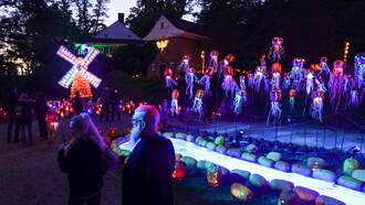 The Biggest Halloween Drone Display You've Ever Seen! 