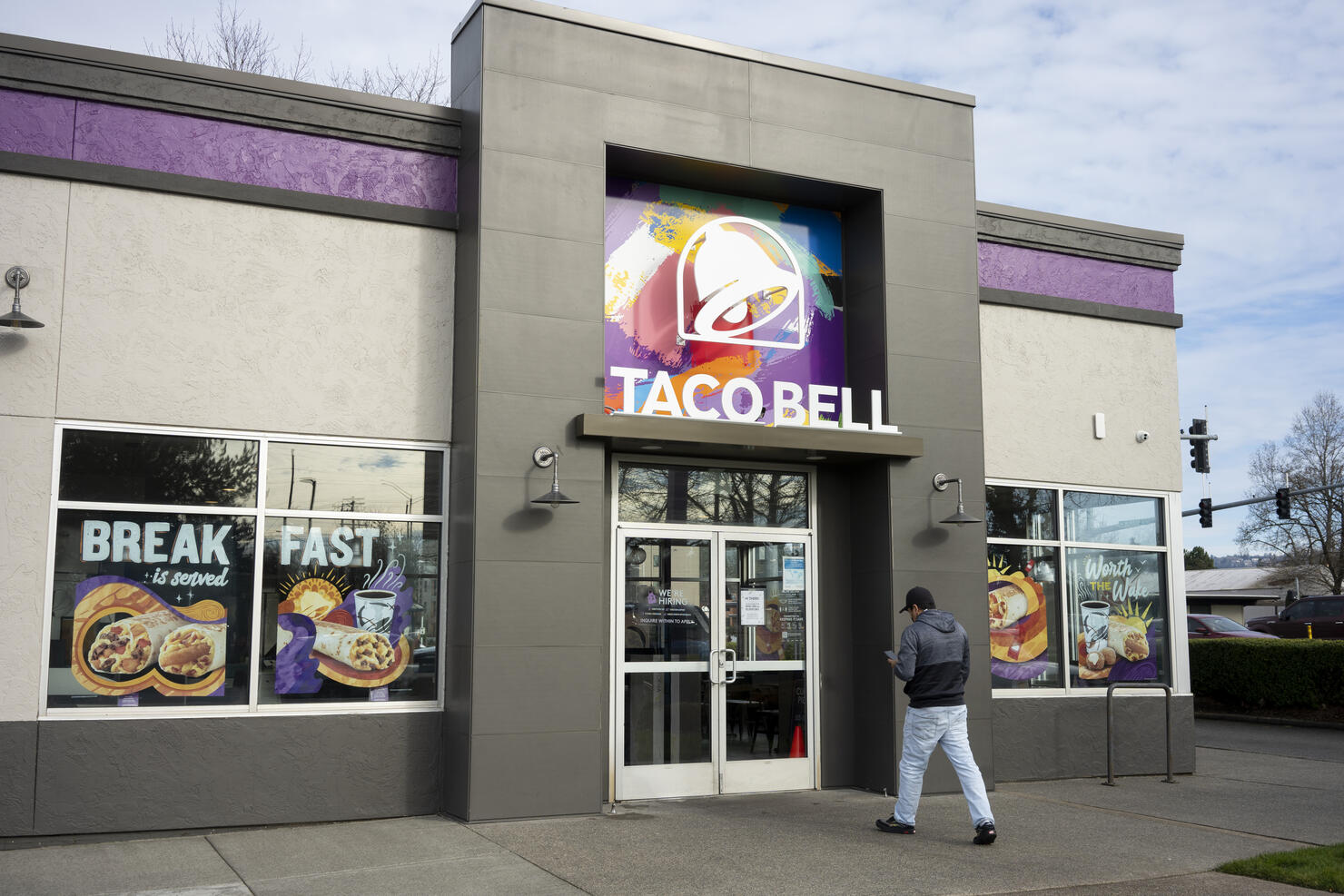 Taco Bell Restaurant Exterior