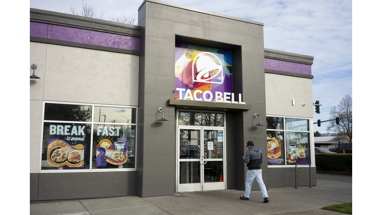 Taco Bell Restaurant Exterior