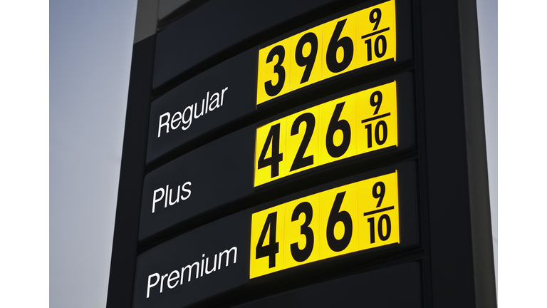 USA, Virginia, Commercial sign with fuel prices