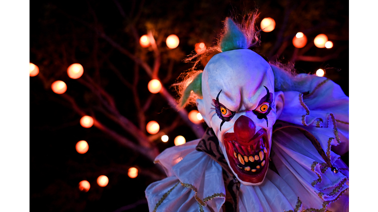 All About the Clown Horror Movie That's Making People Pass Out, Vomit