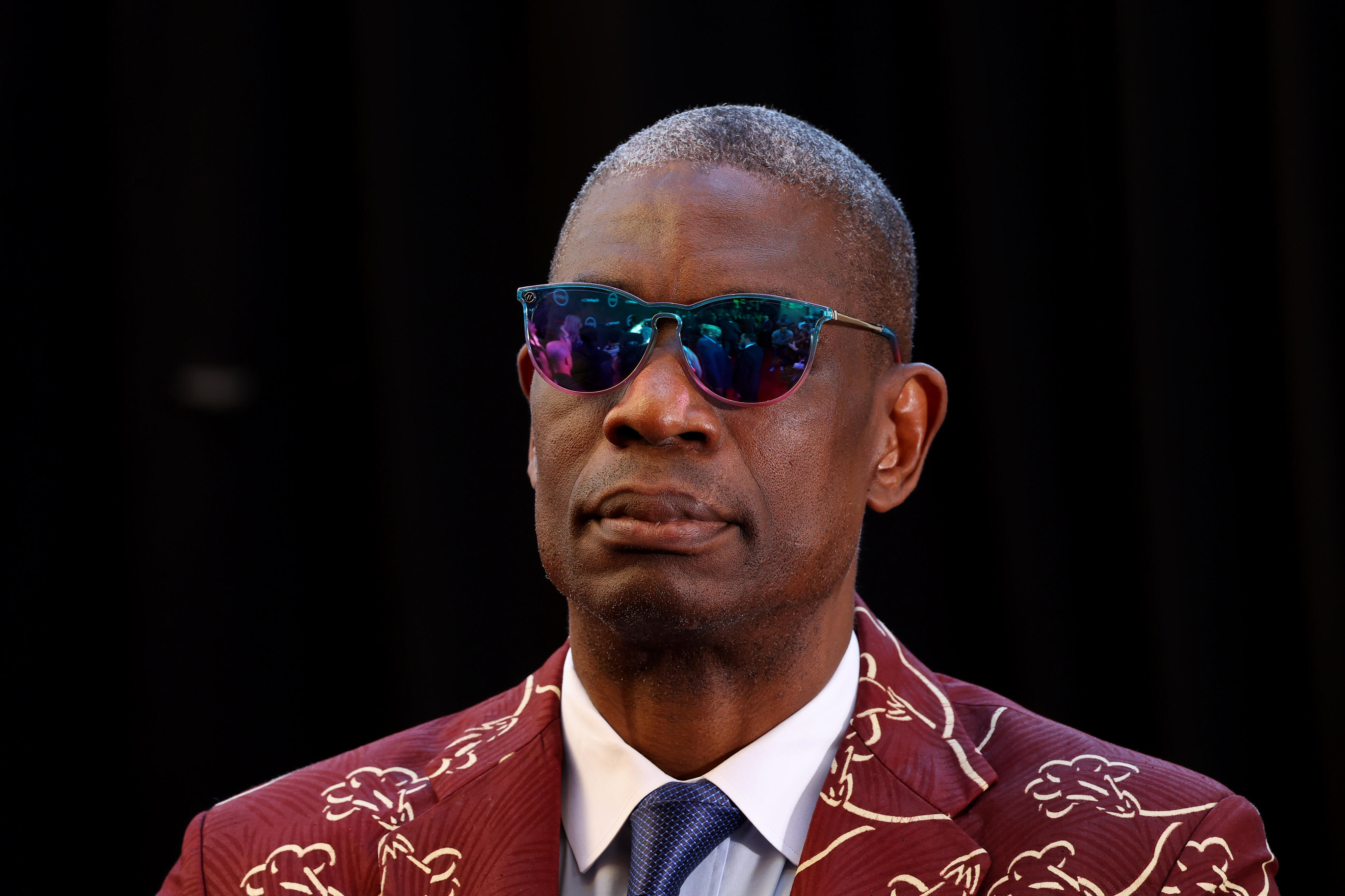 nba-hall-of-famer-dikembe-mutombo-undergoing-treatment-for-brain-tumor