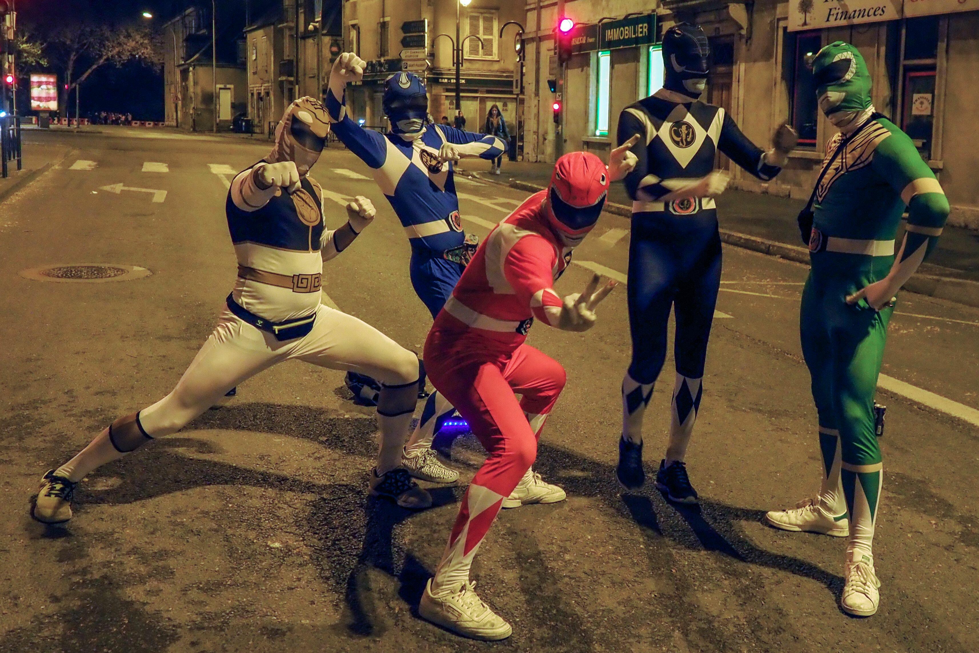 Power Ranger-Costumed Servers Fight Off Restaurant Assailant