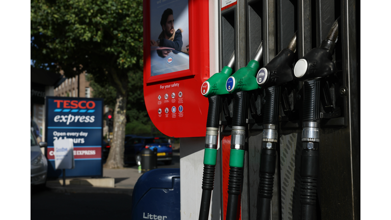 Supermarket Fuel Prices Still High After Wholesale Prices Decrease