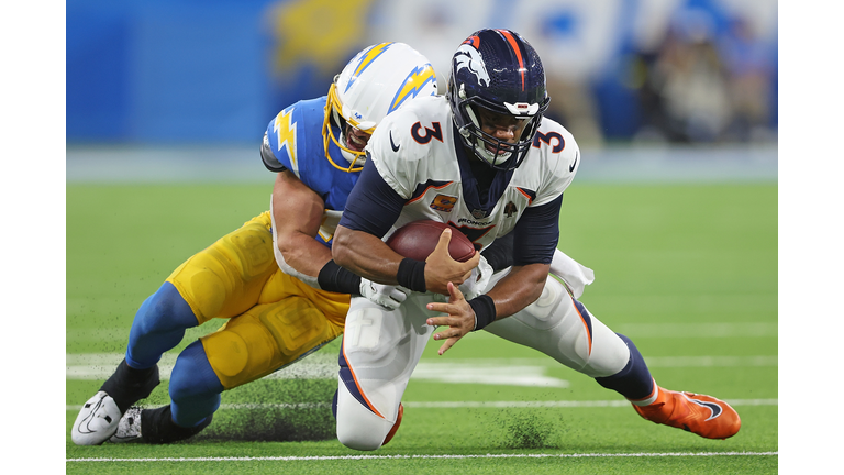 Denver Broncos v Los Angeles Chargers