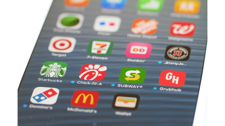 Popular restaurant mobile apps on iPhone