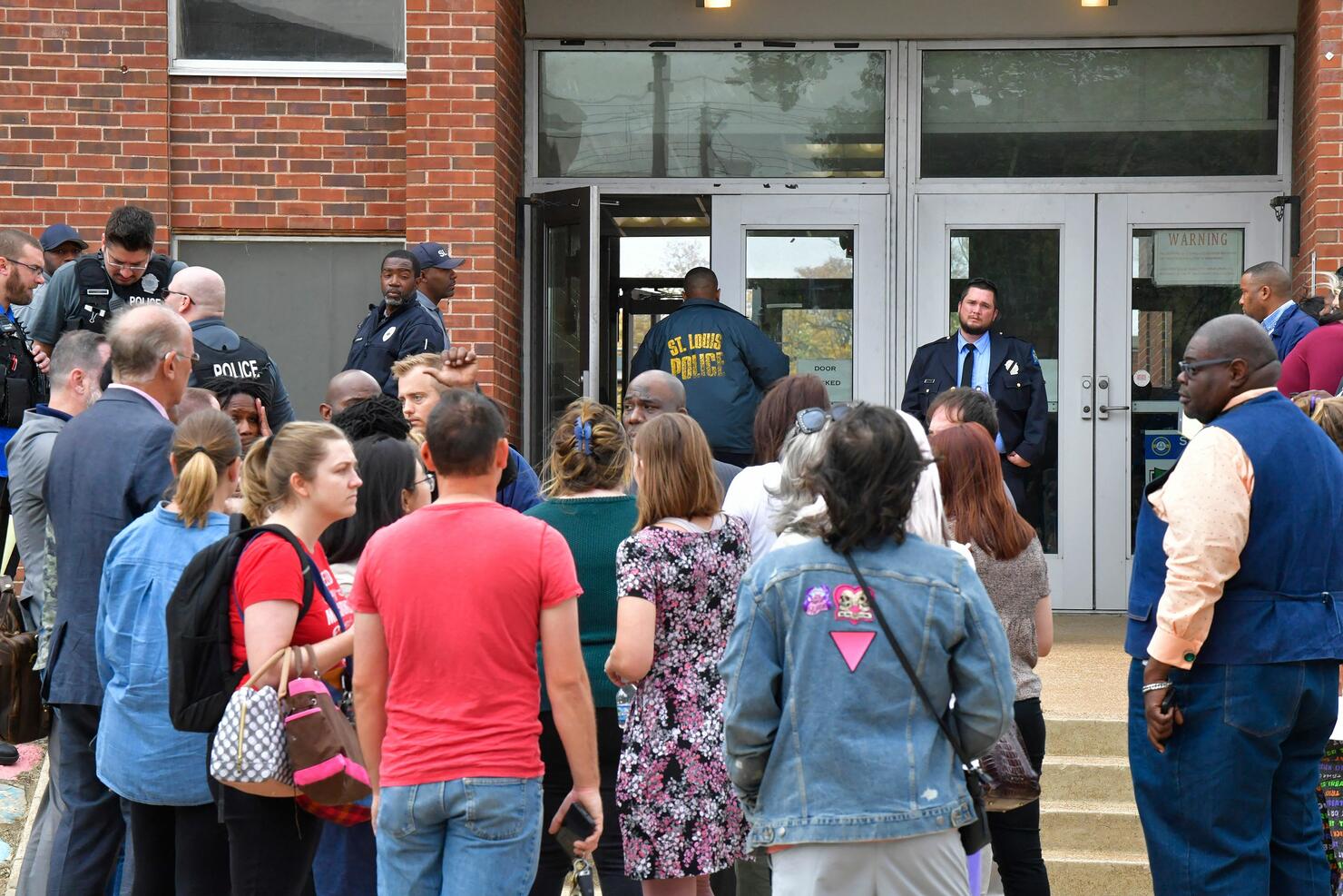 US-CRIME-SHOOTING-SCHOOL