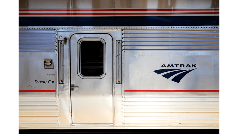 Amtrak Dinning Car Side View