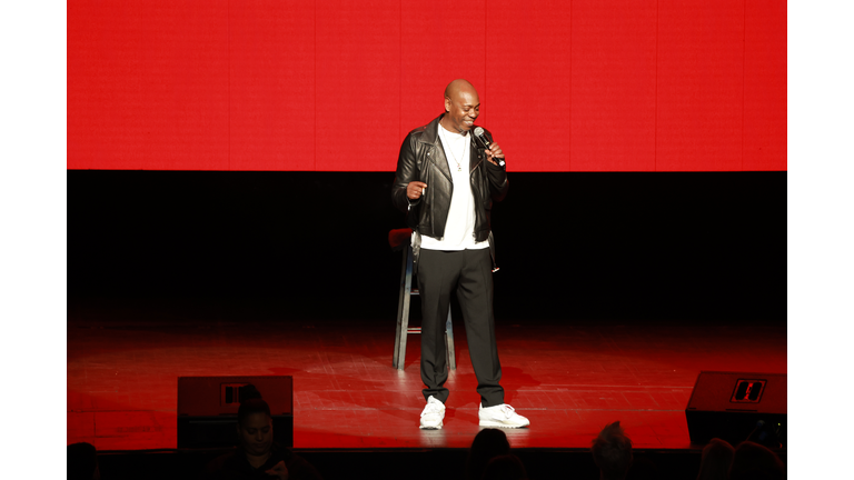 Dave Chappelle Performs Midnight Pop-Up Show