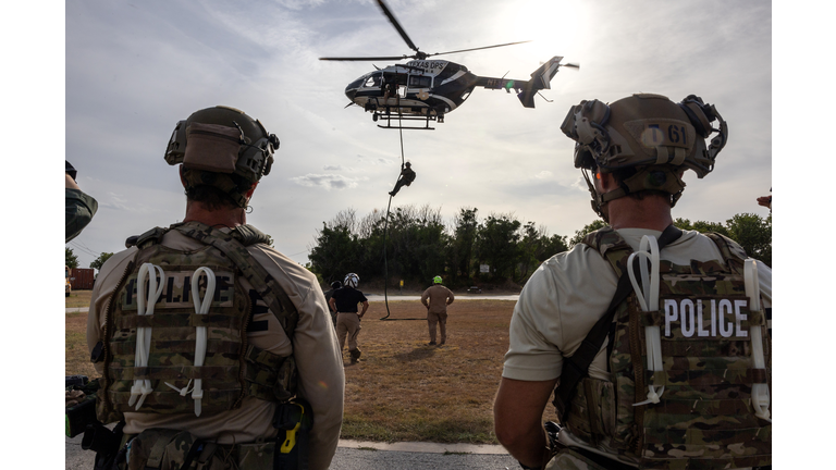 Austin Tactical EMS and SWAT Team Members Train During Continued Heatwave In Texas
