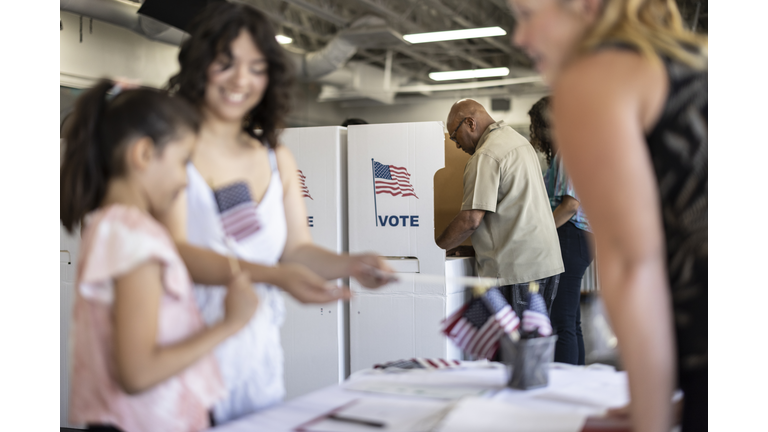 People Voting