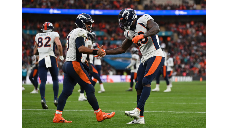 Broncos beat Jaguars 21-17 in London to snap losing streak