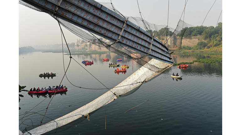 TOPSHOT-INDIA-ACCIDENT-BRIDGE