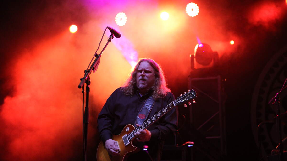 Gov't Mule Wraps Up Fall Tour With "Spinal Tap Halloween Celebration