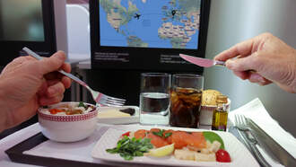 National News - Man Accused Of Stabbing 2 Teens With Metal Fork During Flight