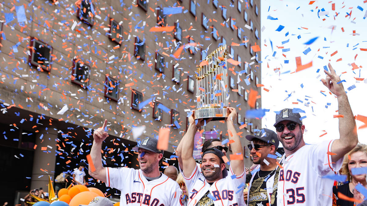 Houston Wild With Joy At Astros Championship Parade – Houston Public Media