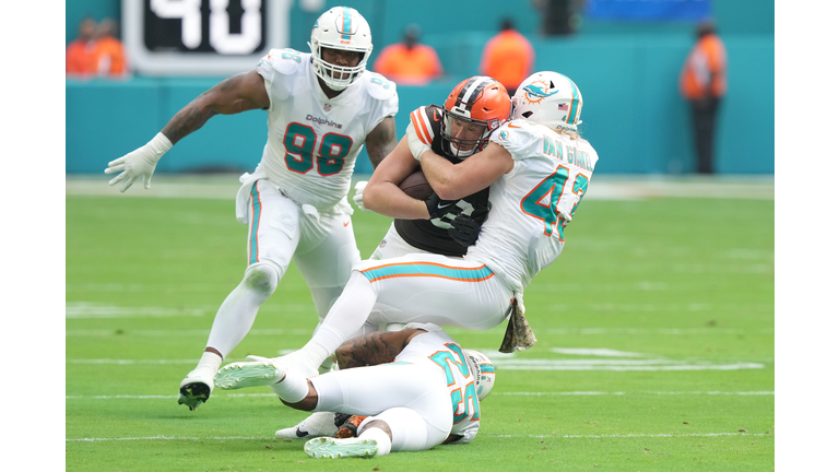 Cleveland Browns v Miami Dolphins