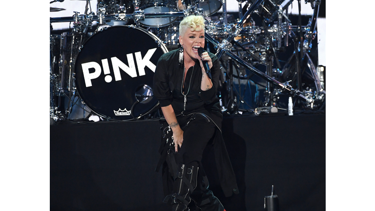2017 iHeartRadio Music Festival - Night 1 - Show