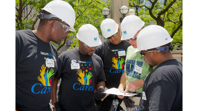 Habitat For Humanity In Chicago - Day 4