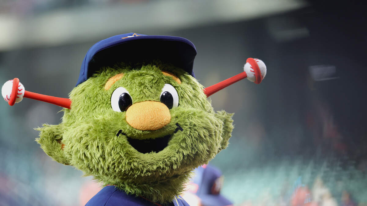 How to get your Christmas card photo taken with the Astros' Orbit