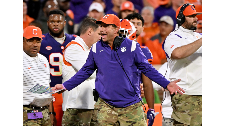 Louisville v Clemson