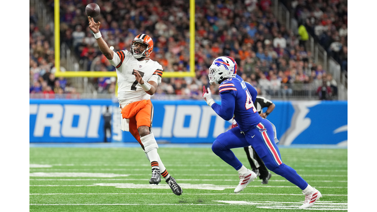 Cleveland Browns v Buffalo Bills