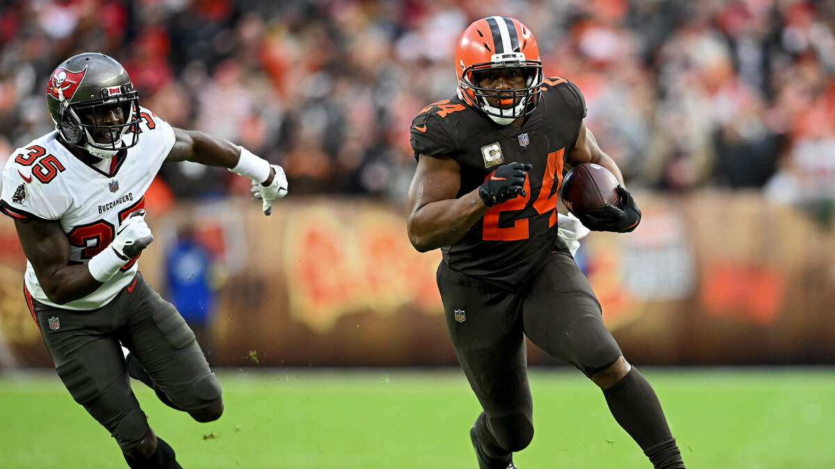 TD run from Chubb in OT lifts Brissett, Browns to 23-17 victory over Bucs