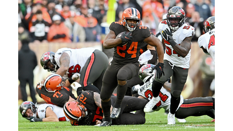 Tampa Bay Buccaneers v Cleveland Browns