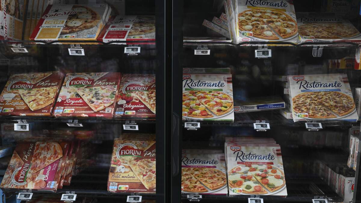 FOOD What’s The Best Frozen Pizza? 94.5 The Buzz The Rod Ryan Show