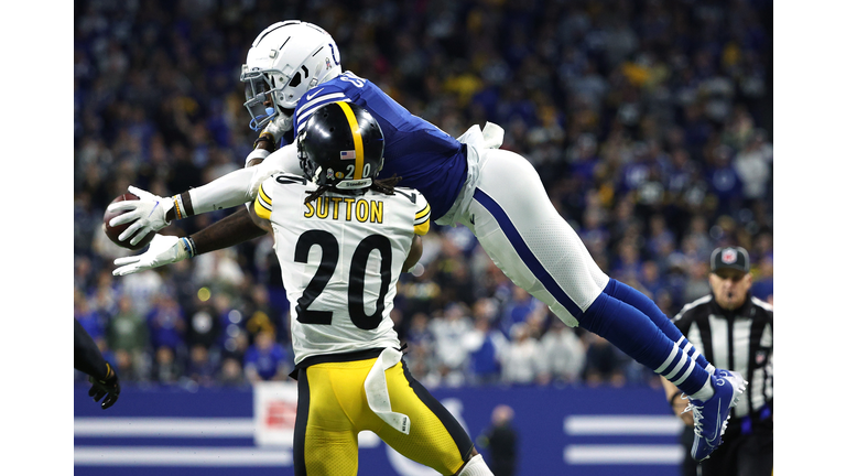 Pittsburgh Steelers v Indianapolis Colts