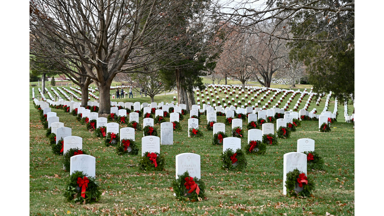 US-HOLIDAY-CEMETERY
