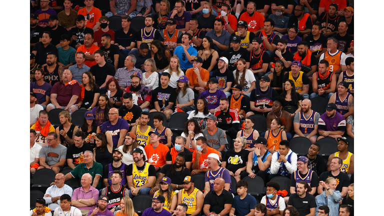 Los Angeles Lakers v Phoenix Suns - Game Five