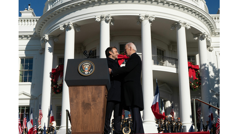 US-FRANCE-DIPLOMACY-POLITICS-BIDEN-MACRON