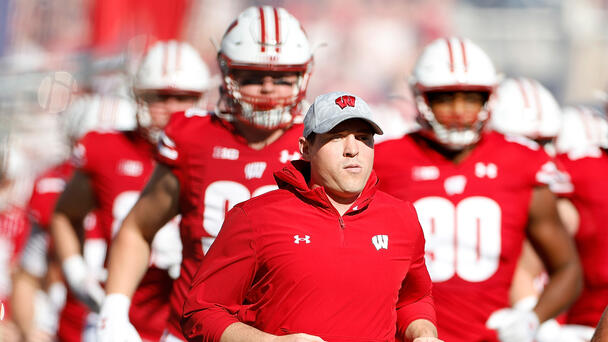 Report: Jim Leonhard Has Decided To Stay On Badgers Coaching Staff